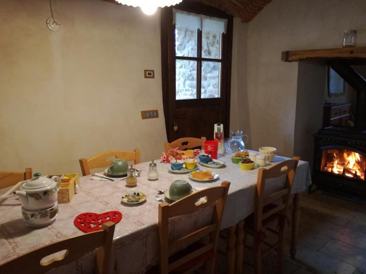 Agriturismo Il Posto Delle Fragole San Giovanni Bianco Exterior photo